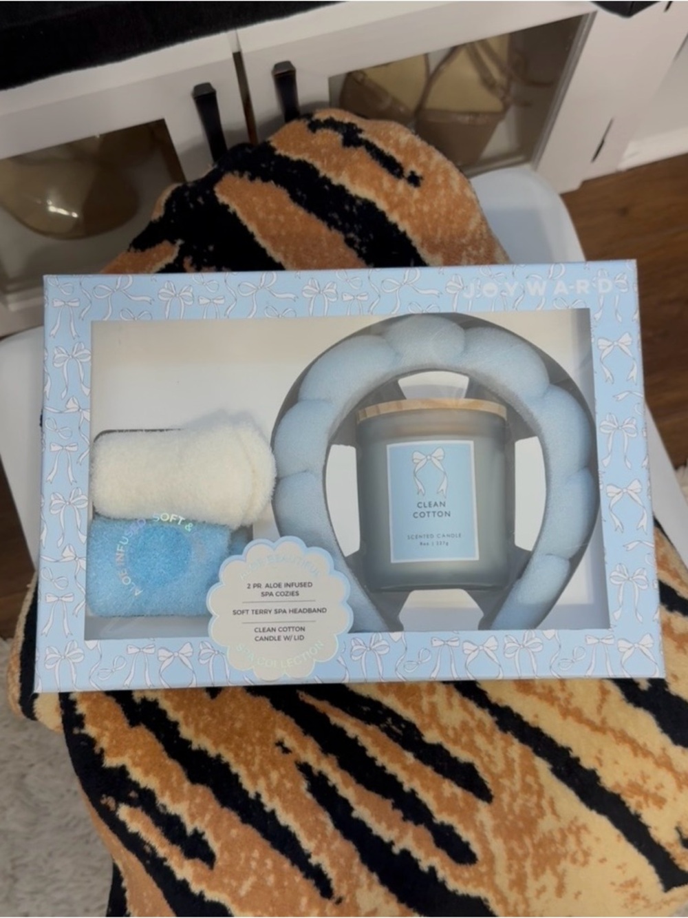 Clean Cotton Scented Candle & Spa Set - Light Blue